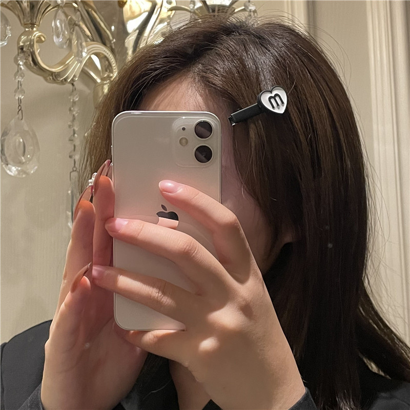 Moda coreeană Litera M Agrafă Rășină LOVE Heart Agrafe Accesorii pentru păr pentru femei Barrette