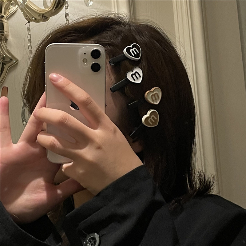 Moda coreeană Litera M Agrafă Rășină LOVE Heart Agrafe Accesorii pentru păr pentru femei Barrette