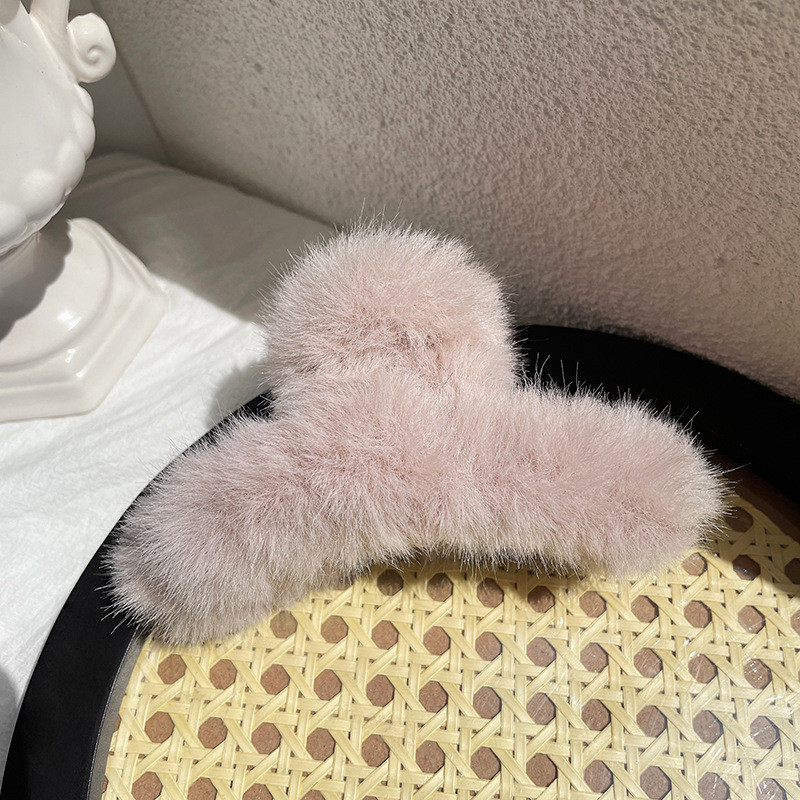 Toamnă și Iarnă Agrafă de păr supradimensionată de pluș Agrafă mare de rechin Girl Hir Claw Headdress Femei Accesorii de păr