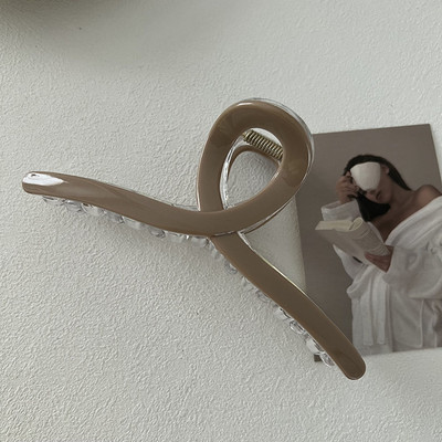 2022 Culoare crem Cruce Crab Agrafă de păr Textura Gheare de păr pentru femeie Elegantă Vară Nouă Modă Rășină Agrafă Accesorii de păr pentru femei