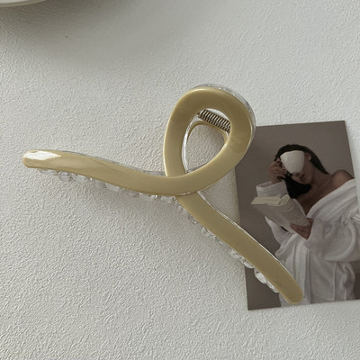 2022 Culoare crem Cruce Crab Agrafă de păr Textura Gheare de păr pentru femeie Elegantă Vară Nouă Modă Rășină Agrafă Accesorii de păr pentru femei