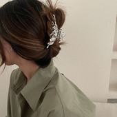 Нова мода за жени Sliver Geometric MetalButterfly Hair Claw Girl Vintage Crab Hair clips Шапки Фиби Аксесоари за коса