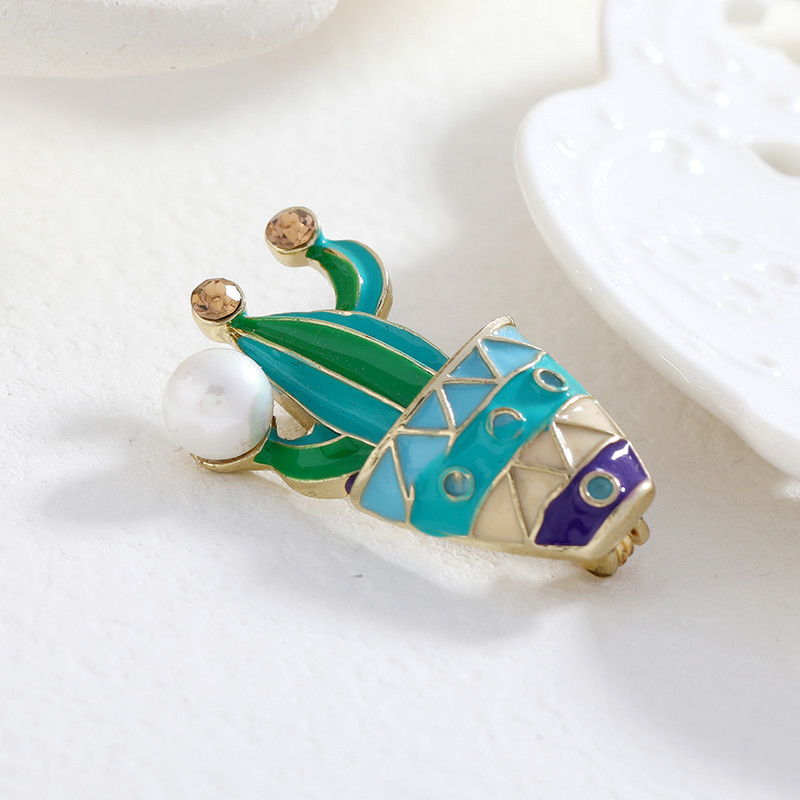 Broșe de plante Morkopela Cactus Strass Broșă drăguță cu ace emailată pentru fete Îmbrăcăminte dama paltoane Accesorii Bijuterii de modă