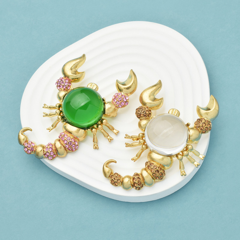 Wulu&baby Broșe cu scorpion din rășină pentru femei, bărbați, 2 culori, design nou, insecte minunate, pentru petrecere, pentru birou, broșă, cadouri