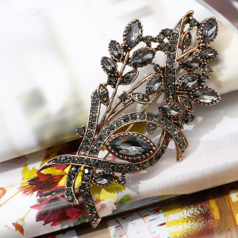 SUNSPICEMS Crno sivi kameni cvjetni broš za žene Staro zlatna boja Bohemija igle Šal rever Broš Nakit Vrpca Ornament