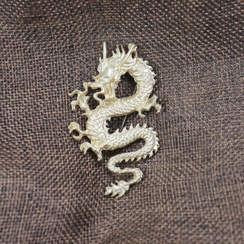 Kineski stil Broševi sa zmajevim životinjama za muškarce Metalni korzaž Odijelo Igle za rever Broš Igle za značke za ruksake Odjevni dodaci