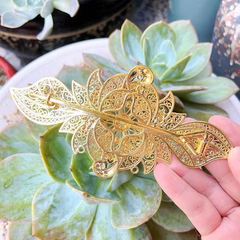 Sunspicems 24K Arany Szín Algéria Marokkó Virág Kaftán Bross Női Nyakkivágás Pins Arab menyasszony esküvői bross bizsu ajándék