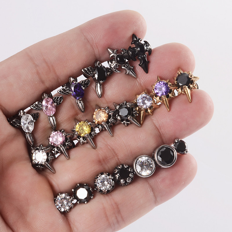 2 kom Punk gotičke naušnice od nehrđajućeg čelika Ear Stud Ear Tragus Helix Režanj hrskavice Lažni čep Muškarci Žene Nakit za piercing tijela 16 g