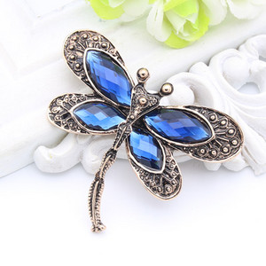 Broșă casual cu libelulă, bijuterii pentru femei, cu insecte, de culoare auriu antic, broșe de Boemia, broșe, design de model în relief