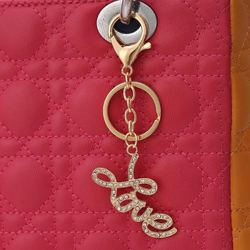 Μόδα Κρυστάλλινο γράμμα Love Keychain Γυναικεία Τσάντα Διακόσμηση Κρεμαστό Γυαλιστερό στρας κλειδοθήκη για φίλη Δώρο