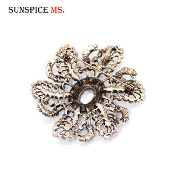 SUNSPICE MS Vintage Flower Rhinestone Brooch for Women Античен златен цвят Имитация на перли Кристални брошки Брошки Кафтанови игли