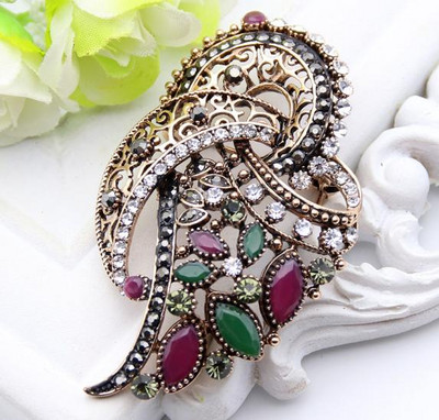 vintage Ženska mašna Turski broš Višebojni smolasti cvjetni nakit Izdubljeni antikni zlatni broš Broševi Festivalski dar