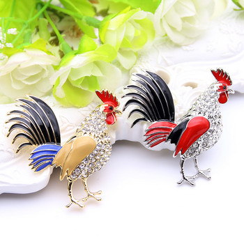 Lucky Zodiac Animal Rooster Brooch Pin for Women Rhinestone Emailed Животни Брошки Брошки Crystal Cock Jewelry Pins Сладък подарък