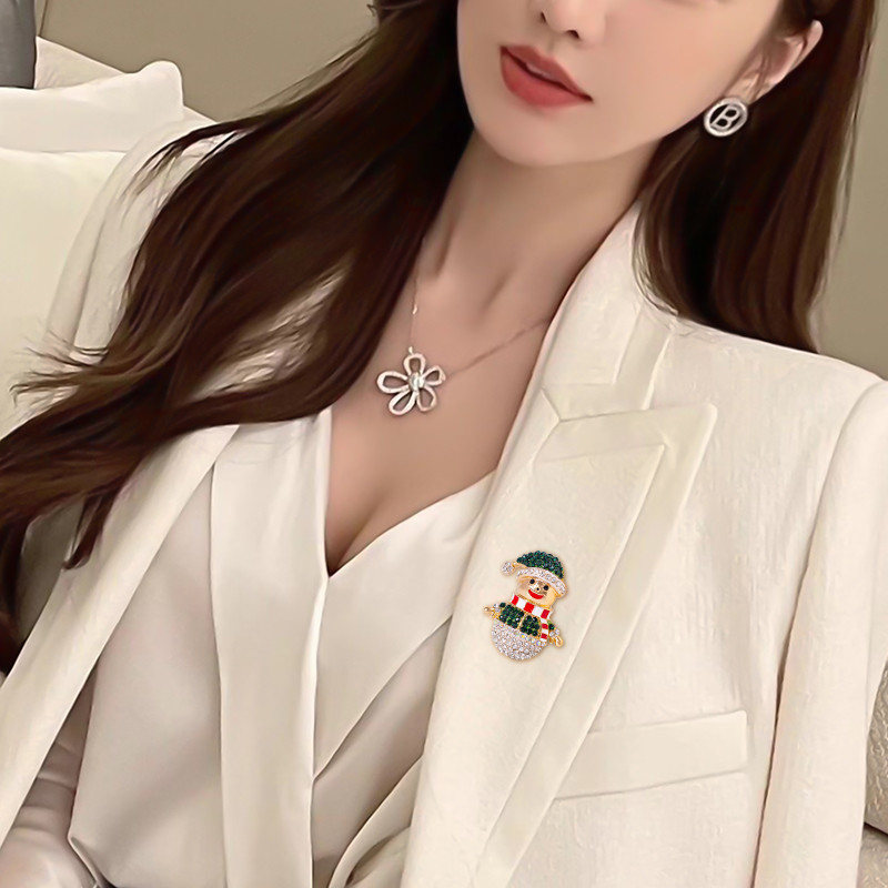 Nou Crăciun Bătrân Broșă din piatră de Crăciun Pin Cadou Bijuterii de modă Festival Broșă haină de iarnă Broșe de șapcă