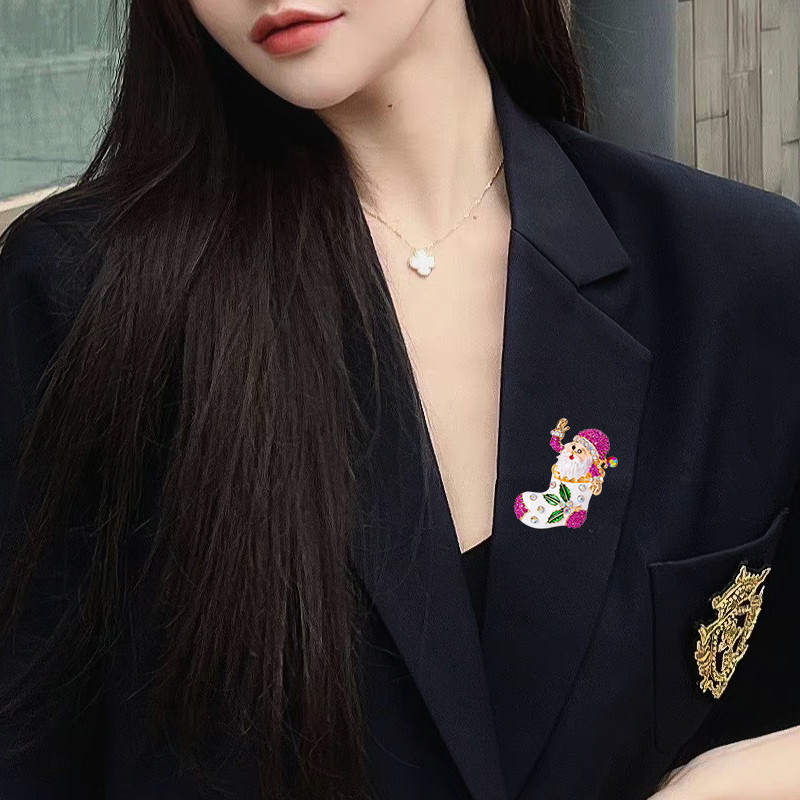 Nou Crăciun Bătrân Broșă din piatră de Crăciun Pin Cadou Bijuterii de modă Festival Broșă haină de iarnă Broșe de șapcă