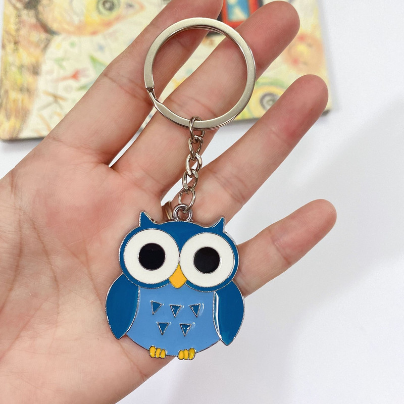 Brelocuri cu bufniță din metal din desene animate pentru femei Brelocuri pentru geanți Pandantiv Bijuterii animale de modă Rucsac pentru chei de mașină Cadouri