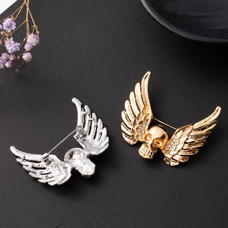 Broșă pentru bărbați retro în stil punk, aripi de demon, craniu cu insignă cu strasuri, material opțional din aliaj, bijuterii pentru petrecere, cadou