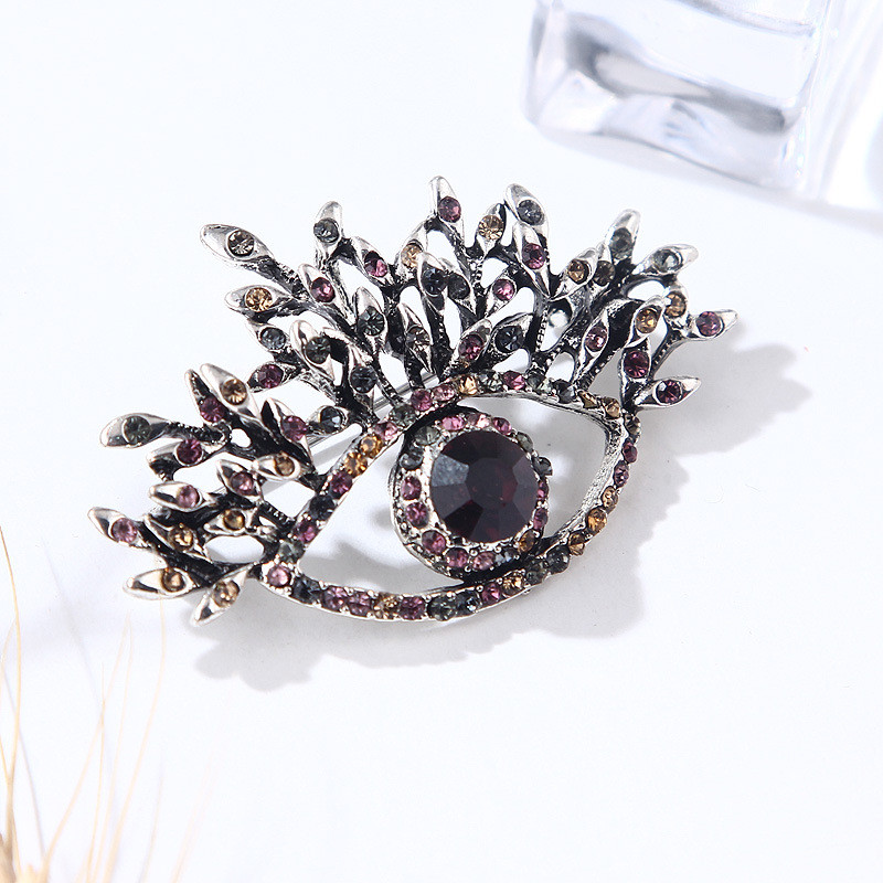 Pomlee Black Eye Shape Kristalni broš Neogotički ženski dodaci Korejska modna legirana bluza Medicale Femme Broches Para Ropa