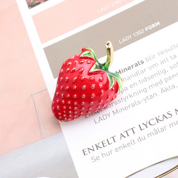 Pomlee червени емайлирани ягодови брошки за жени Дизайн на растения Сладки висококачествени бижута Летен стил Сватби Парти подаръци