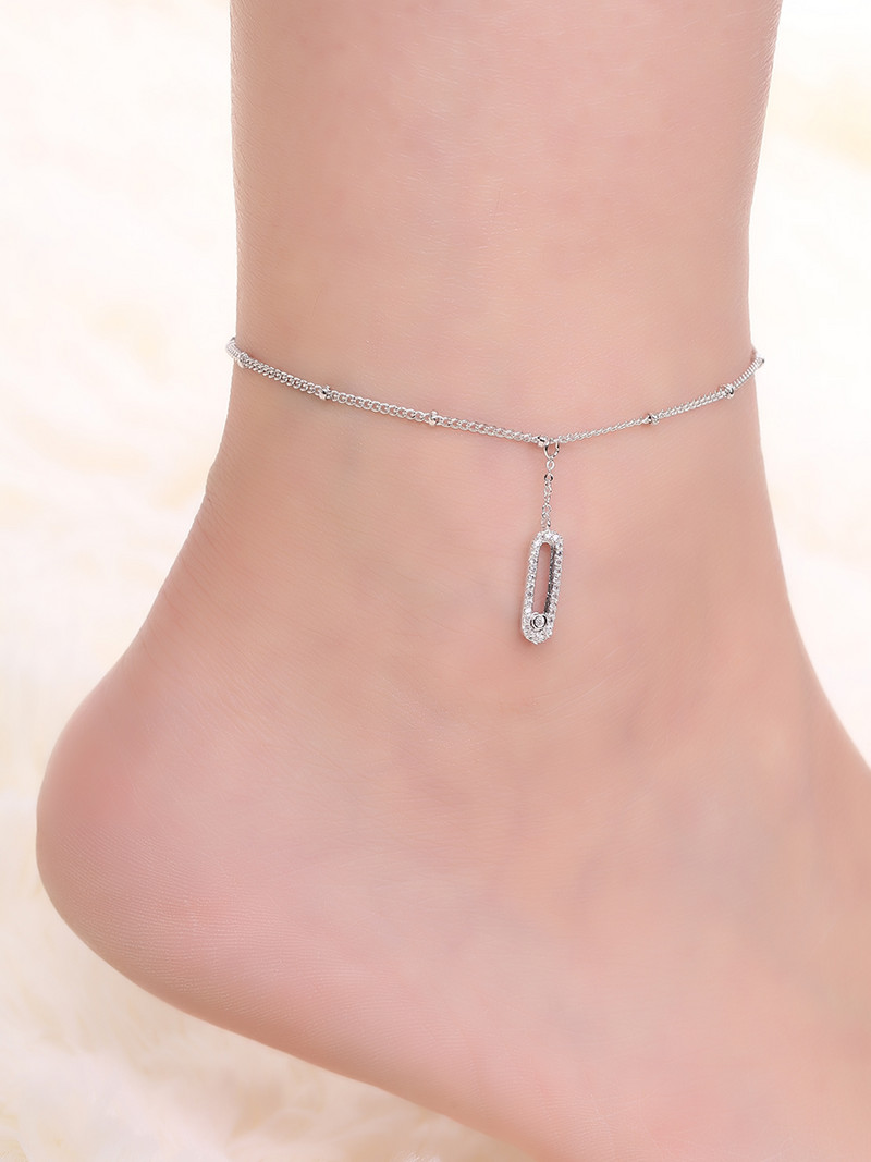 Moda clasică gleznă pentru femei Culoare uni Design simplu scobit gleznă picior Brățară rafinată cu lanț de corp din zircon pentru femei