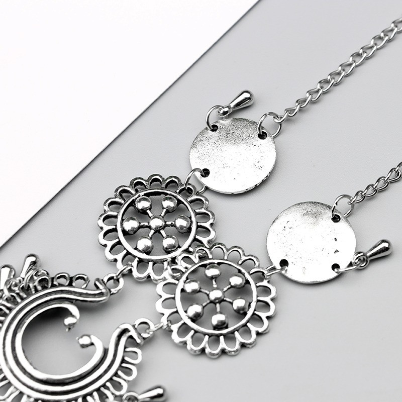 Vintažinės sidabrinės spalvos pėdų grandinėlė Bohemijos kutų kulkšnys moterims basomis basutėmis Vasaros papuošalų pristatymas