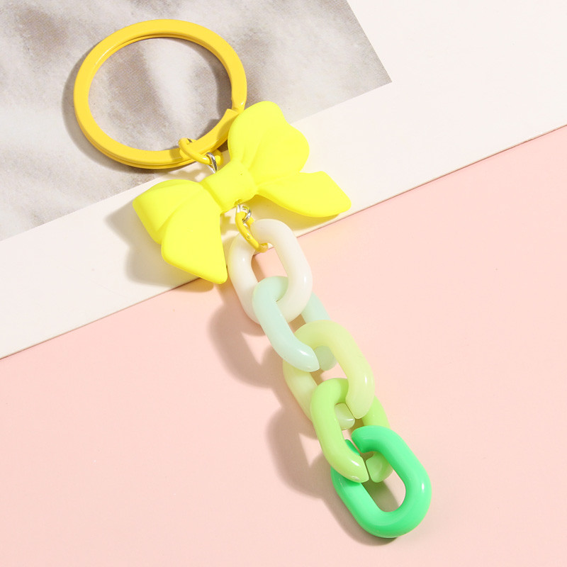 Akrylový plastový reťazec na kľúče Sladká kreativita Ručne vyrobený krúžok na kľúče s mašľou pre ženy a dievčatá Kabelka Prívesky Darčeky pre priateľstvo