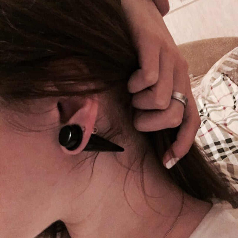 Par prozirnih CRNIH čepića za konus za uho Stretch Expander Gauge Akrilni piercingi Ružičasto zelene naušnice od mesa Nakit za tijelo