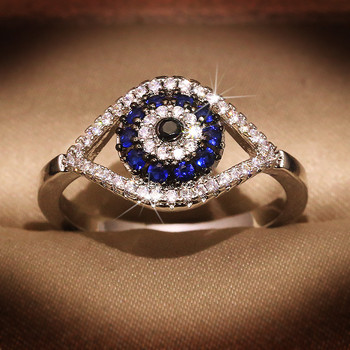 НОВ Пънк женски пръстен със син кристален камък Шарм Циркон Сребърен цвят Сватбени бижута за жени Изящен годеж с кухи очи Evil Eye