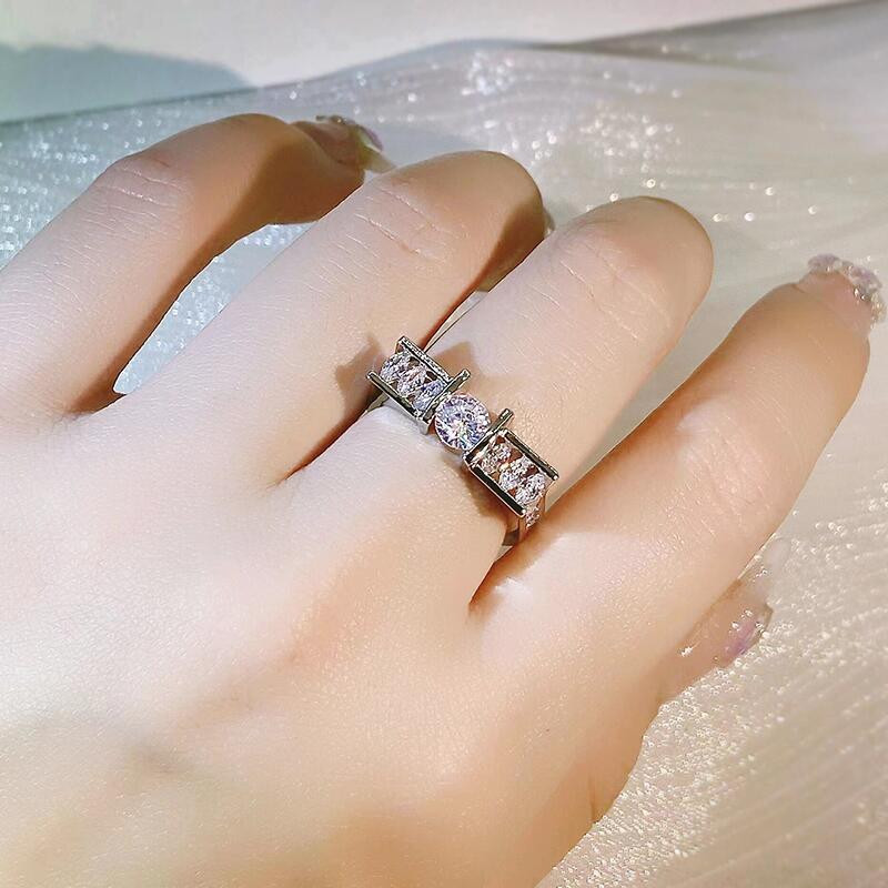 NAUJI vintažinis geometrinis apvalus ovalus pilnas deimantinis žiedas moterims Super putojantis krištolinis Valentino dienos dovanų vakarėlio papuošalas