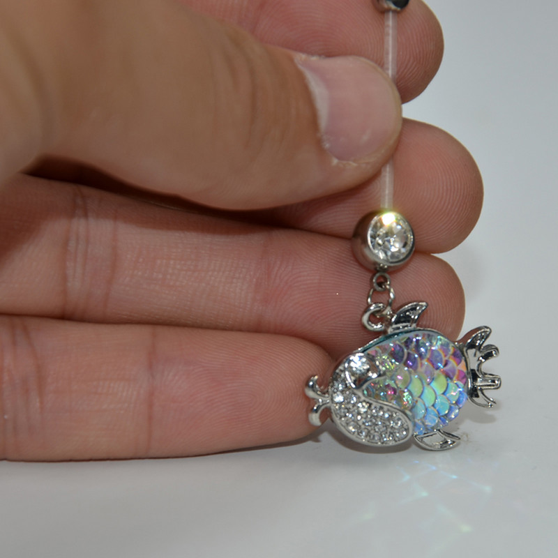 1 ks bioplastové flexibilné tehotenské piercing do pupka s drahokamom CZ, visiace piercingové šperky s dúhovou rybičkou