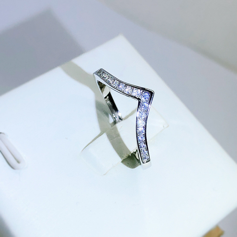 2022 UUS V-kujuline moekujuline täisteemantpaarisõrmus naistele unikaalne geomeetriline sõbrapäeva kingitus ehete hulgimüük