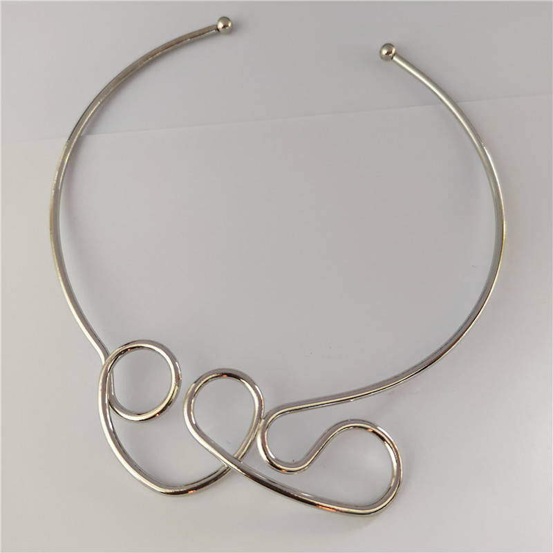 2023 Πανκ Χρυσό Ασημί Χρώμα Ροπές Τσόκερ Κολιέ Γυναικείο Γεωμετρικό Μεταλλικό Γιακά Καρδιά Τσόκερ Μόδα Κόλιερ