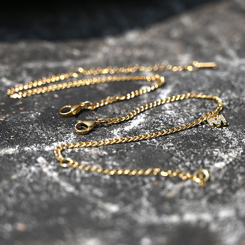 2 τεμάχια/Παρτίδα Αρχικά ποδαράκια για γυναίκες Ανοξείδωτα επιχρυσωμένα βραχιόλια Βραχιόλι με λουράκια κοσμημάτων για αλυσίδα ποδιών για κορίτσια Καλοκαιρινή μόδα