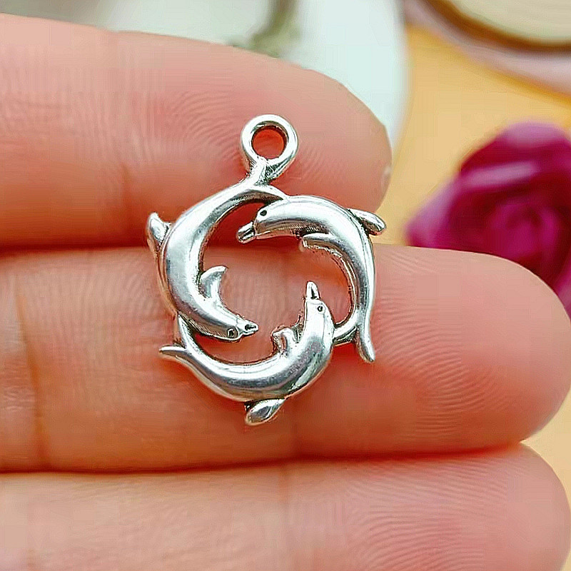 10 komada privjesaka Predstava tri dupina 21x16 mm Antikni privjesci srebrne boje Izrada DIY ručno rađenog tibetanskog nakita Pronalaženje