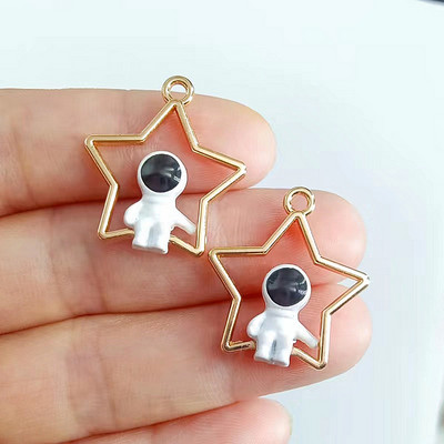 10 bucăți drăguț Pick Up Stars Astronaut Charms Pandantiv din aliaj de farmec emailat pentru realizarea de bijuterii DIY Brățări de cuplu plutitoare