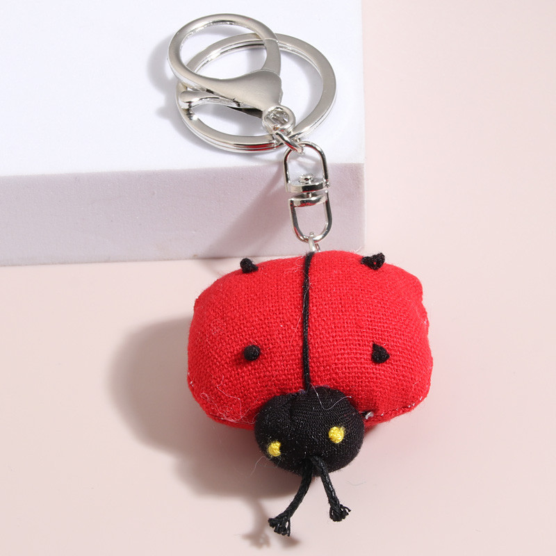 Încântătoare țesături lucrate manual Buburuză Animal Breloc Pânză de bumbac Breloc pentru femei Bărbați Copii DIY Cadouri delicate de petrecere de aniversare