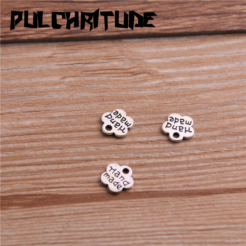 100 bucăți 8*8 mm aliaj metalic două culori cu litere duble floricele brelocuri pandantive pentru bijuterii artizanat manual