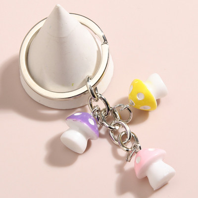 Breloc drăguț cu ciuperci colorate din rășină Cadouri de suvenir pentru femei, bărbați, accesoriu geantă, chei de mașină, bijuterii lucrate manual