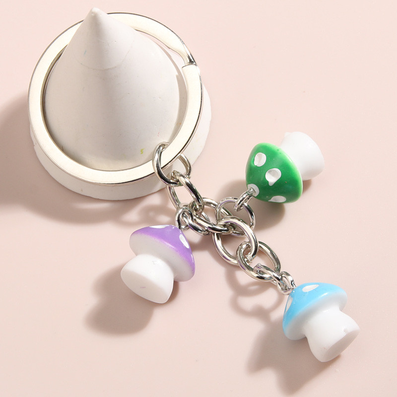 Breloc drăguț cu ciuperci colorate din rășină Cadouri de suvenir pentru femei, bărbați, accesoriu geantă, chei de mașină, bijuterii lucrate manual