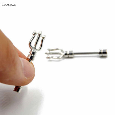 Leosoxs 2 τμχ Εκρηκτικό ανοξείδωτο ατσάλι Ghost Head πιρούνι Lotus Letter Breast Ring Human Body Piercing Jewelry