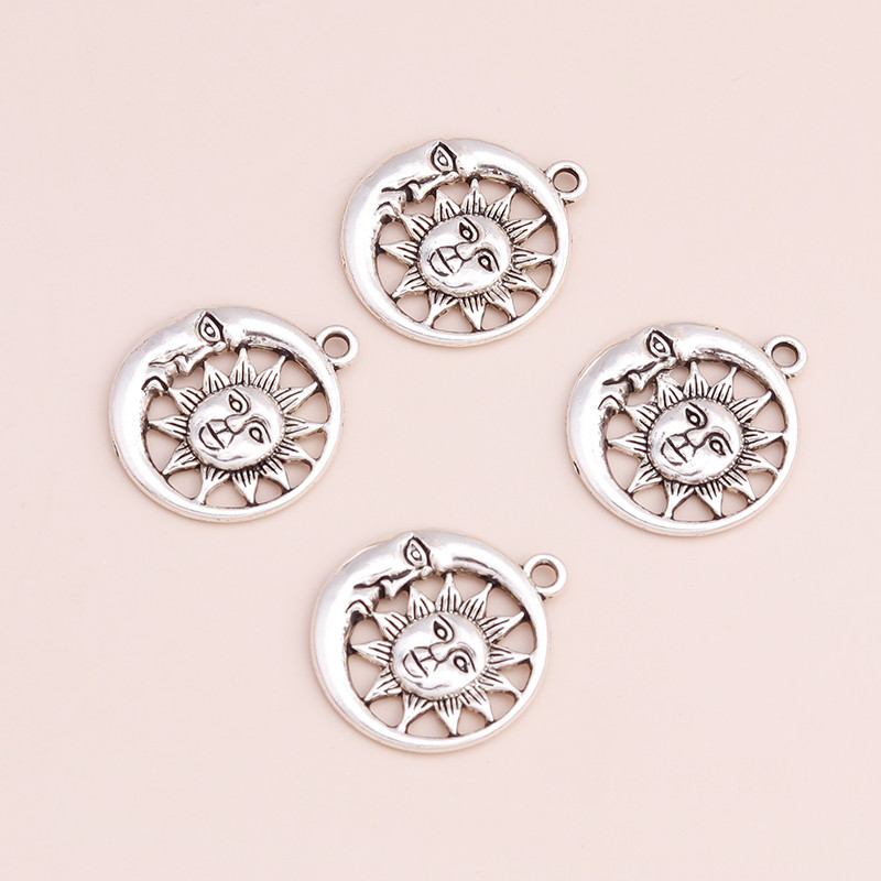 10 bucăți 30x26mm bijuterii retro DIY Luna Soare Pandantive Brelocuri pentru realizarea de brățări Colieri Accesorii de culoare argintie antică