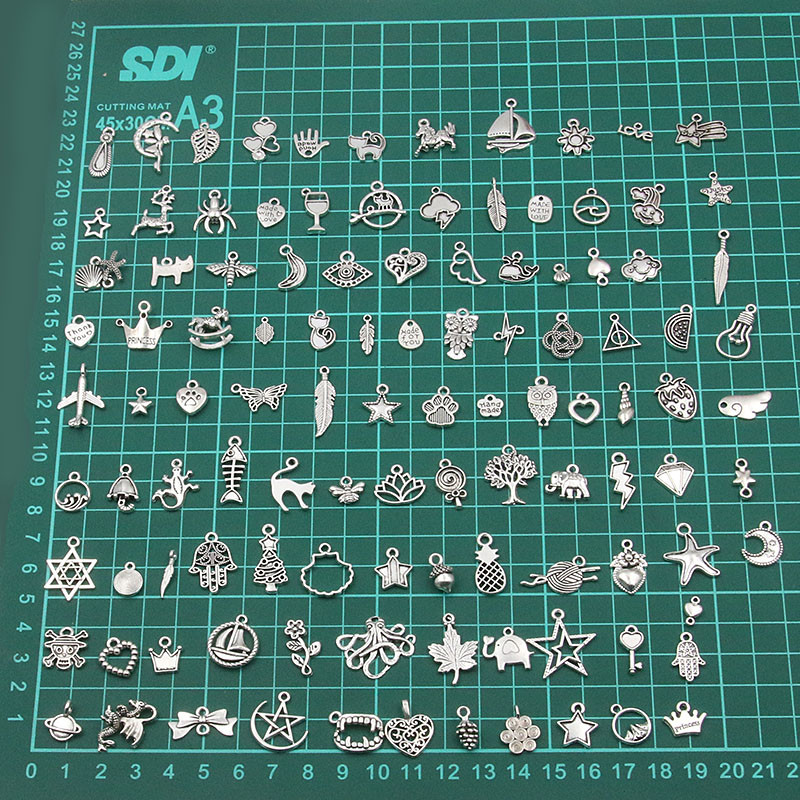 100 buc 100 stiluri 2 culori frunze inimă plante animale litere brelocuri pandantive bijuterii DIY pentru colier brățări accesorii