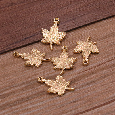20 ks 15*23 mm starožitné 3-farebné zliatinové duté mini prívesky s listami stromov, vhodné pre DIY šperky s príveskom, rastlinou, náhrdelníkom a náramkom