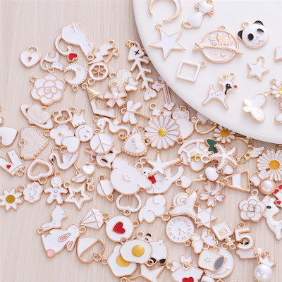 50 ks/sada farebných smaltovaných dievčenských dizajnérskych príveskov pre dámsky náramok, DIY šperky, príslušenstvo na výrobu príveskov, náhrdelníkov a náušníc