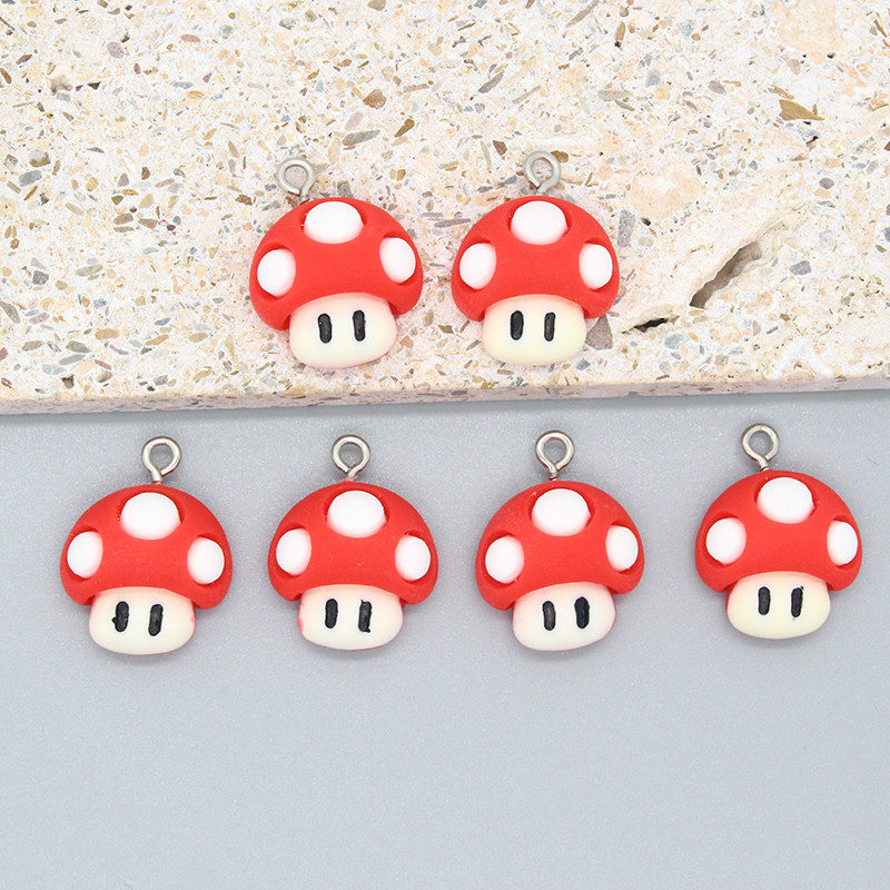 10gab/iepakojumā Smieklīga spēle multfilma Sēņu sveķu piekariņi Cute Flatback Mazie Kuloni Auskariem Rokassprādze Atslēgu piekariņi Rotaslietas Padarīt DIY