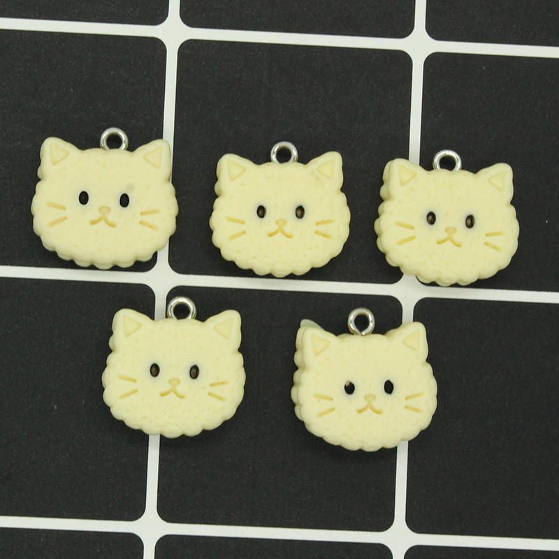 10 ks/lot roztomilých živicových zvieracích sušienok, príveskov s kačičkou, smajlíkom, mačkou, náušnicou, príveskom na kľúče, doplnkom pre domácich majstrov, príveskom na výrobu šperkov.
