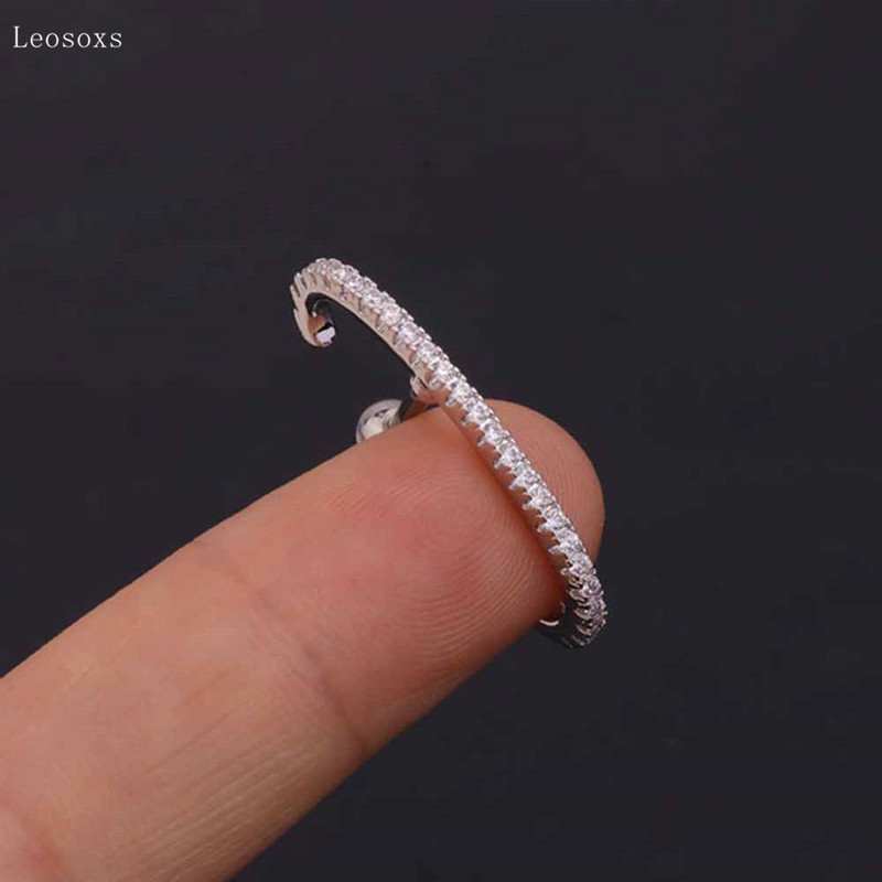 Leosoxs 2 ks módnych a jednoduchých diamantmi posiatych dlhých závitových klincov do uší v tvare C