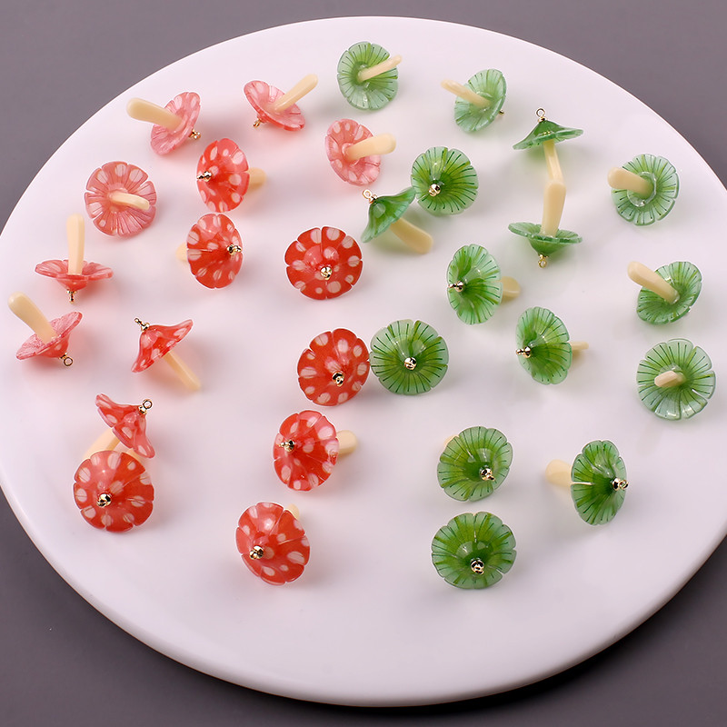 6 buc. Brelocuri în formă de ciupercă, roșie, verde, pandantiv pentru cercei, colier, breloc, rășină, preparate manual, alimente, bijuterii, bricolaj