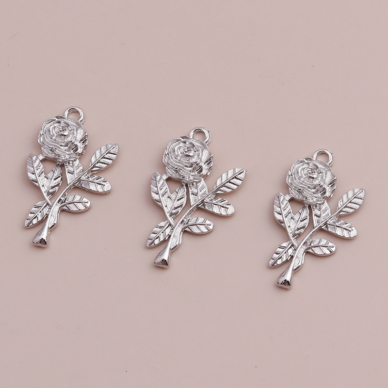 10 buc Bijuterii de modă Brelocuri DIY Flori de trandafiri Pandantive Coliere Brățări 3 culori 32x20mm Găsire de bijuterii