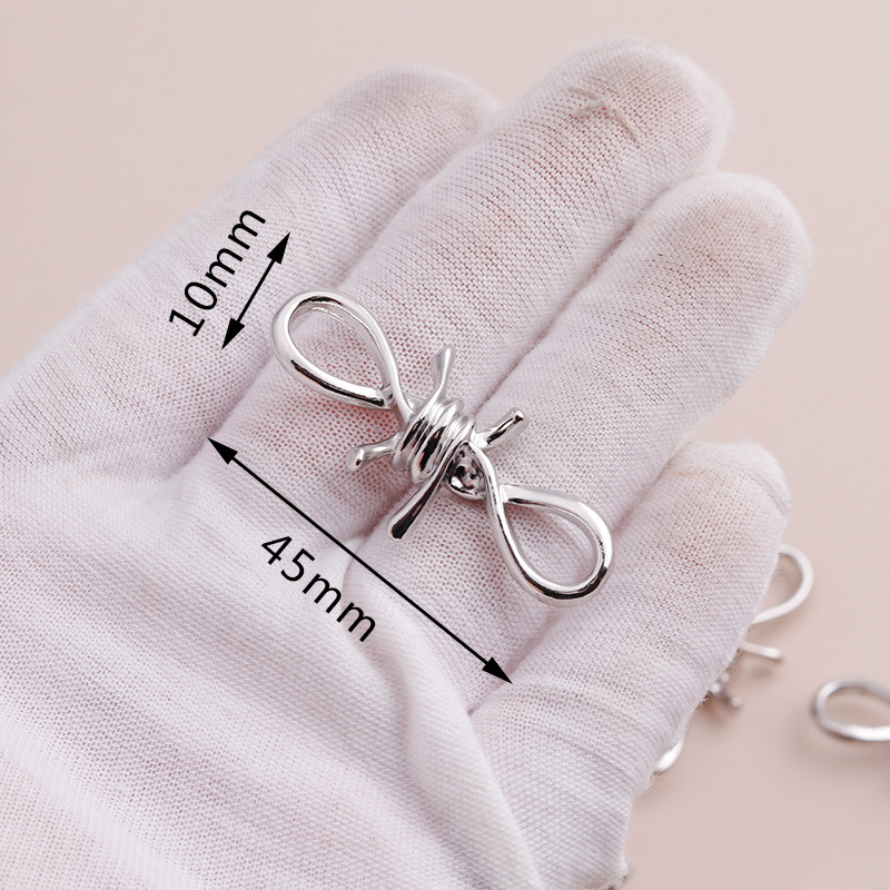 5 buc. Conectori mari din aliaj de culoare argintie Spini răsucite Mărgele pentru brățări DIY Coliere Bijuterii punk 45x10mm Găsire manuală